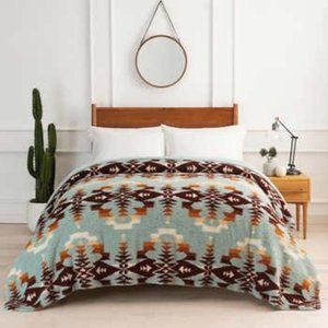 Pendleton Sherpa Fleece Blanket